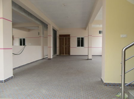 0) Li Id : 156 - Car Parking.JPG